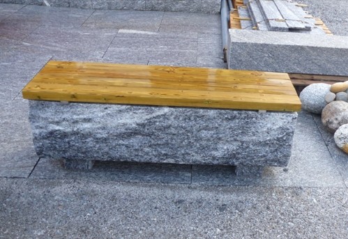 Hoppestein av Granitt, fra Evjen i Beiarn